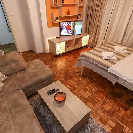 Skroman, Cist I Udoban U Ivana Ribara Za Dvoje Apartment Belgrade